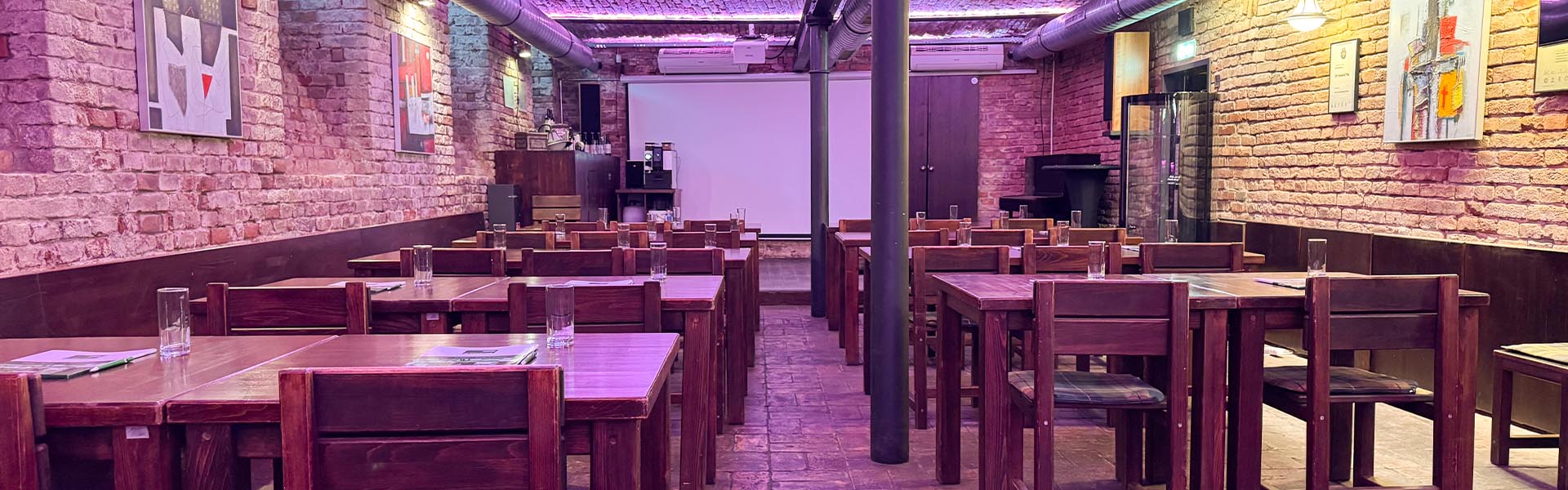 Prostory k pronájmu - Stará Tkalcovna